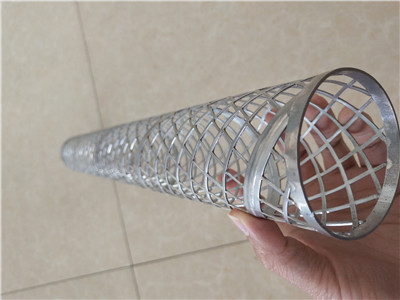 不锈钢冲孔螺旋管图片2